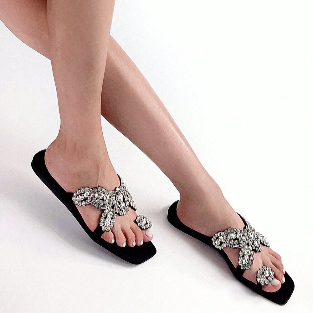Black Glamorous Women's Rhinestone Flower Slip-On Mules